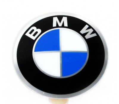 Эмблема BMW на самоклеющийся основе. Диаметр 64,5 мм.