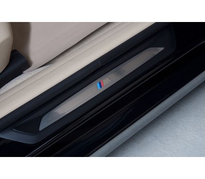 Накладка порога передний в M-стиле BMW F20, F45, F46, F30, F31, F34, F35, F35 LCI, F80, F36, F48