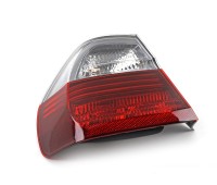 Задний левый светодиодный фонарь на крыле до сентября 2008 BMW E90